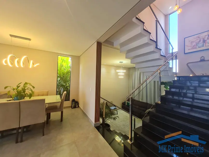 Foto 5 de Casa de Condomínio com 4 quartos à venda, 275m2 em Paisagem Renoir, Cotia - SP