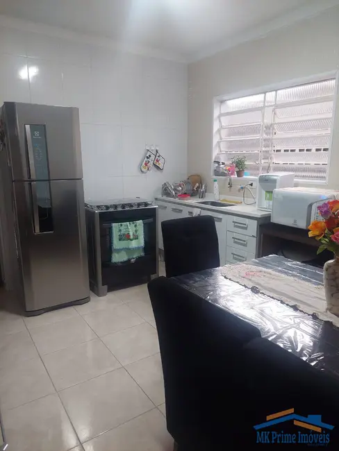 Foto 2 de Casa com 2 quartos à venda, 178m2 em Umuarama, Osasco - SP