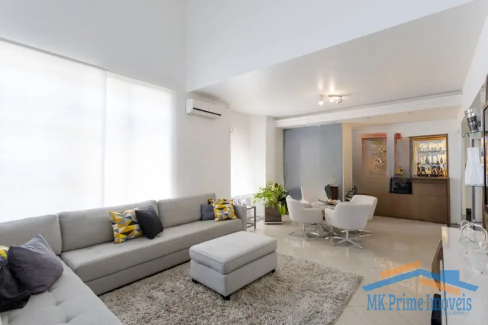 Sobrado com 4 quartos à venda, 400m2 em Tucuruvi, São Paulo - SP - imagem 8 Foto 8 de Sobrado com 4 quartos à venda, 400m2 em Tucuruvi, São Paulo - SP