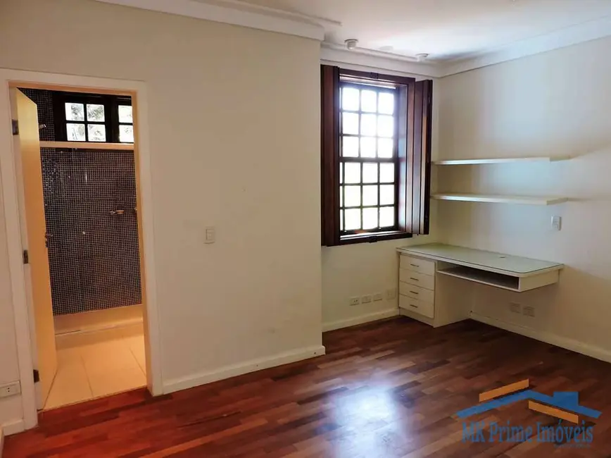 Foto 4 de Casa de Condomínio com 6 quartos para alugar, 550m2 em Vila Appia Antica, Carapicuiba - SP