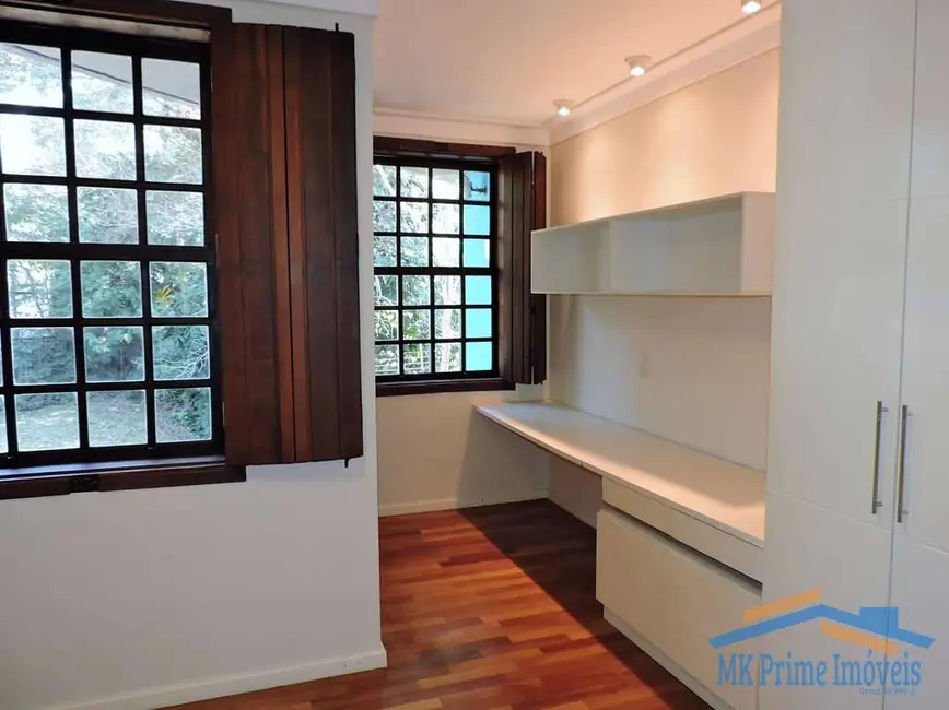 Foto 5 de Casa de Condomínio com 6 quartos para alugar, 550m2 em Vila Appia Antica, Carapicuiba - SP