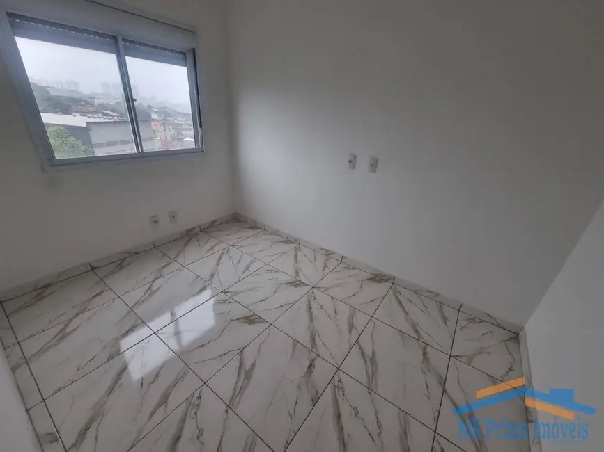 Apartamento com 2 quartos para alugar, 49m2 em Jardim Roberto, Osasco - SP - imagem 8 Foto 8 de Apartamento com 2 quartos para alugar, 49m2 em Jardim Roberto, Osasco - SP