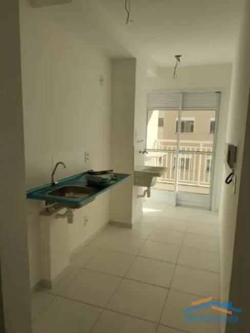 Apartamento com 2 quartos para alugar, 49m2 em Jardim Roberto, Osasco - SP - imagem 5 Foto 5 de Apartamento com 2 quartos para alugar, 49m2 em Jardim Roberto, Osasco - SP
