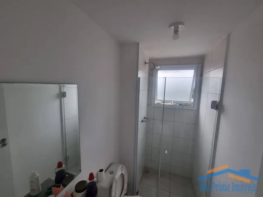 Apartamento com 2 quartos para alugar, 49m2 em Jardim Roberto, Osasco - SP - imagem 8 Foto 8 de Apartamento com 2 quartos para alugar, 49m2 em Jardim Roberto, Osasco - SP