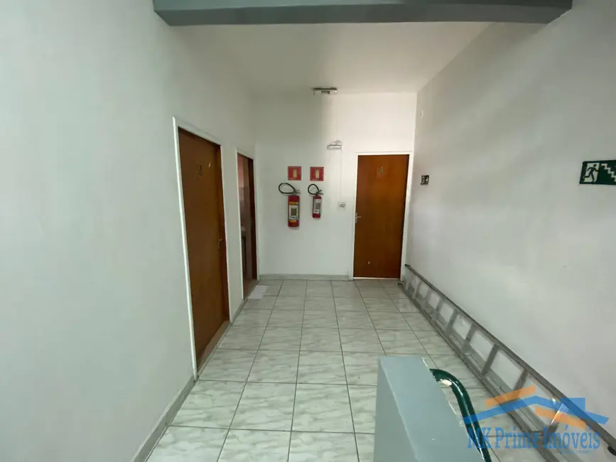 Sala Comercial à venda, 360m2 em Centro, Carapicuiba - SP - imagem 6 Foto 6 de Sala Comercial à venda, 360m2 em Centro, Carapicuiba - SP