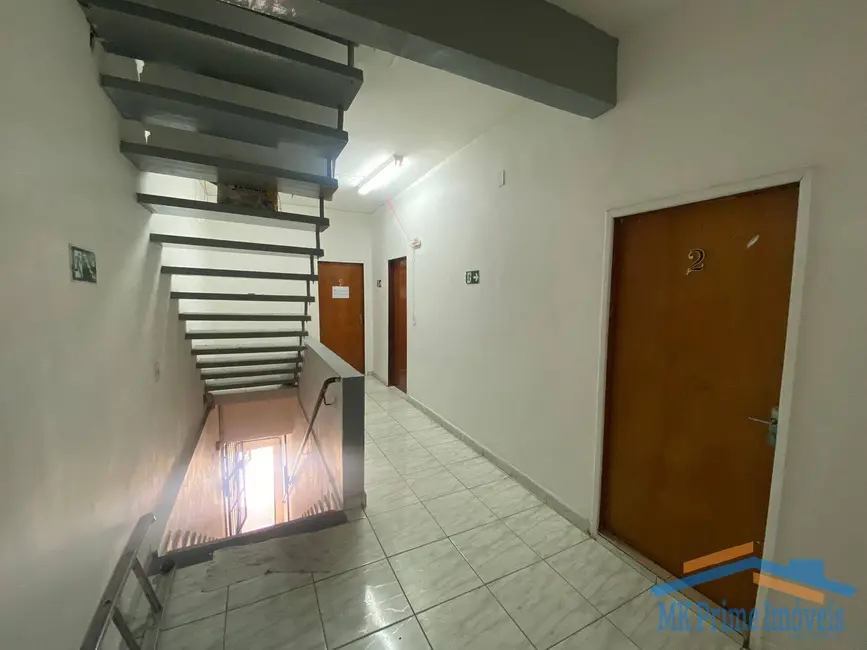Sala Comercial à venda, 360m2 em Centro, Carapicuiba - SP - imagem 8 Foto 8 de Sala Comercial à venda, 360m2 em Centro, Carapicuiba - SP