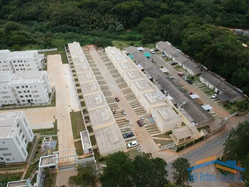 Foto 2 de Casa de Condomínio com 3 quartos à venda, 110m2 em Chácara Tropical (Caucaia do Alto), Cotia - SP