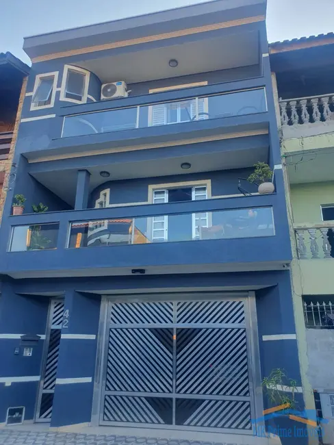 Foto 3 de Sobrado com 4 quartos à venda, 280m2 em Santa Maria, Osasco - SP