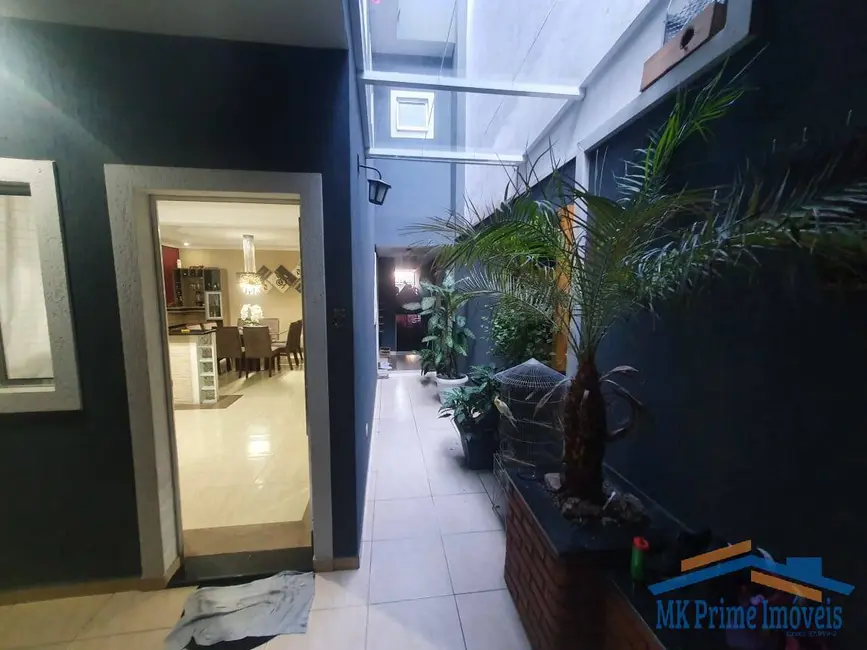 Foto 8 de Sobrado com 4 quartos à venda, 280m2 em Santa Maria, Osasco - SP