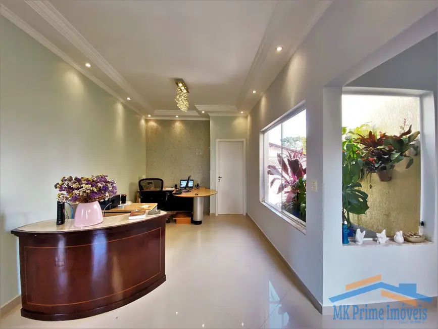 Sobrado com 5 quartos à venda, 1006m2 em Vila Hortência, Cotia - SP - imagem 4 Foto 4 de Sobrado com 5 quartos à venda, 1006m2 em Vila Hortência, Cotia - SP