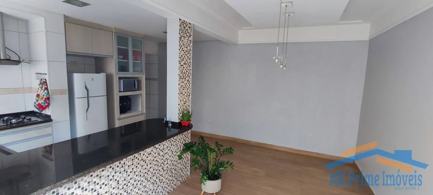 Sobrado com 3 quartos à venda, 350m2 em Helena Maria, Osasco - SP - imagem 5 Foto 5 de Sobrado com 3 quartos à venda, 350m2 em Helena Maria, Osasco - SP