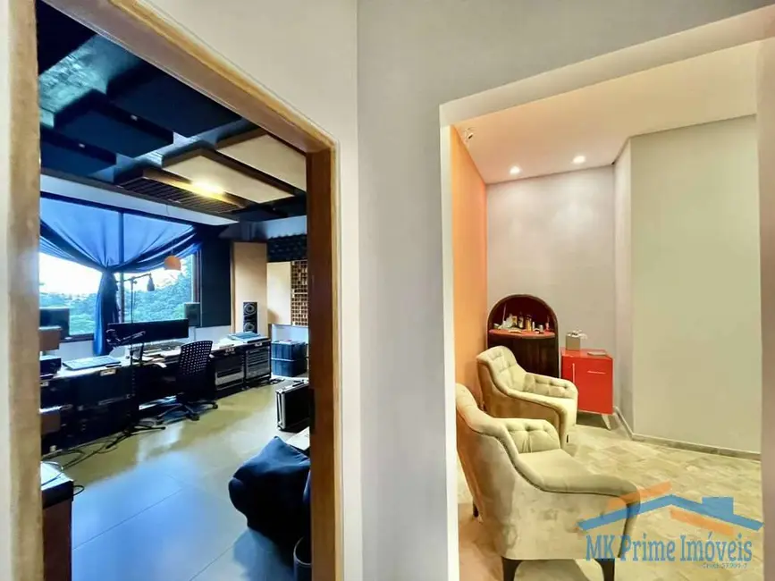 Sala Comercial à venda, 86m2 em Chácara São João, Carapicuiba - SP - imagem 3 Foto 3 de Sala Comercial à venda, 86m2 em Chácara São João, Carapicuiba - SP