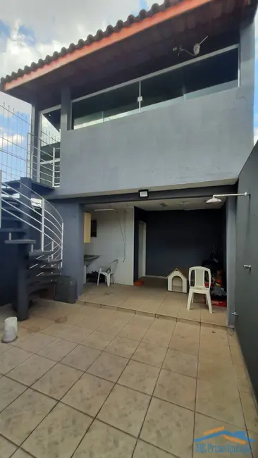 Foto 3 de Sobrado com 3 quartos à venda, 210m2 em Jardim das Flores, Osasco - SP