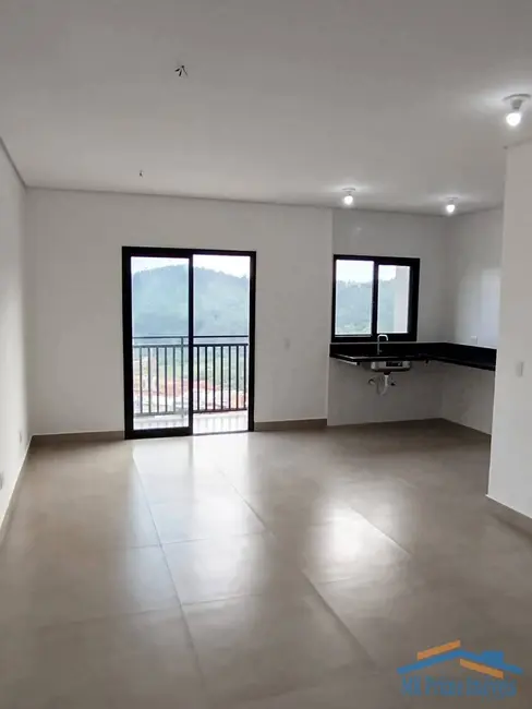 Sobrado com 3 quartos à venda, 175m2 em Portais (Polvilho), Cajamar - SP - imagem 9 Foto 9 de Sobrado com 3 quartos à venda, 175m2 em Portais (Polvilho), Cajamar - SP