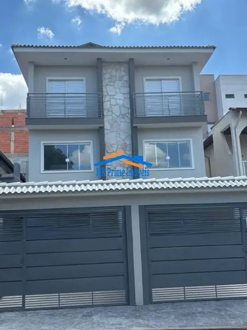 Sobrado com 3 quartos à venda, 160m2 em Bela Vista, Osasco - SP - imagem 1 Foto 1 de Sobrado com 3 quartos à venda, 160m2 em Bela Vista, Osasco - SP