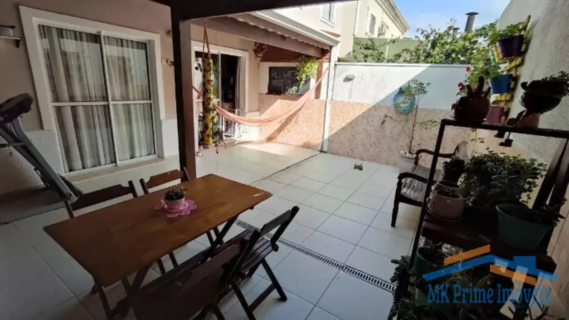 Casa de Condomínio com 3 quartos à venda, 88m2 em Chácara Quiriri, Carapicuiba - SP - imagem 5 Foto 5 de Casa de Condomínio com 3 quartos à venda, 88m2 em Chácara Quiriri, Carapicuiba - SP