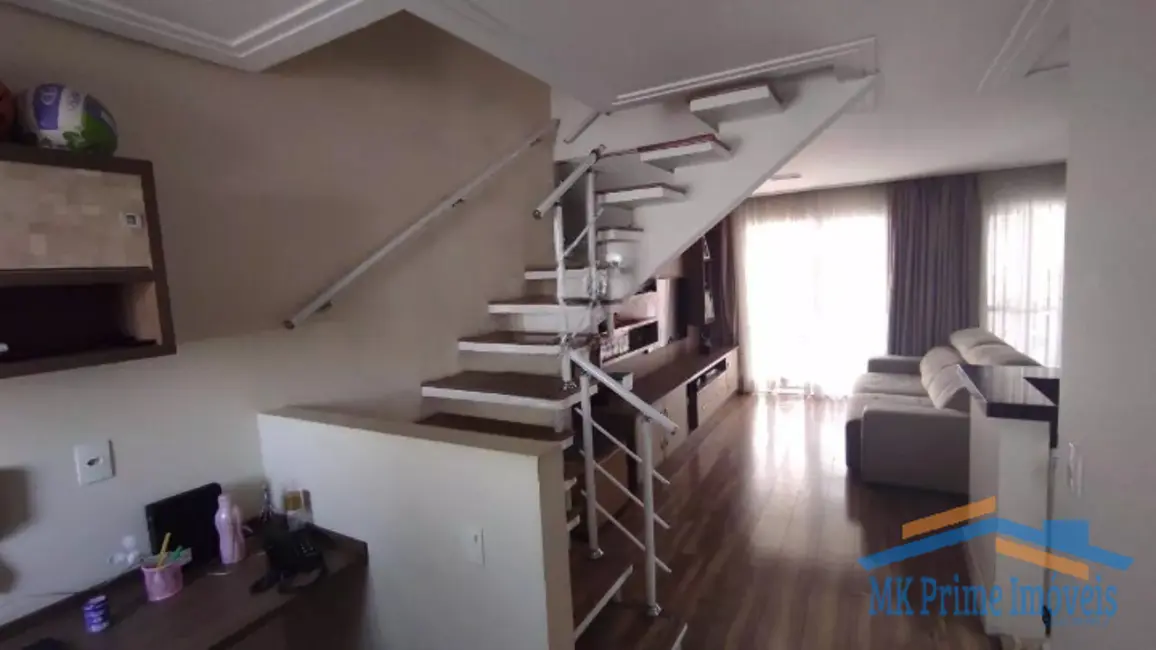 Casa de Condomínio com 3 quartos à venda, 88m2 em Chácara Quiriri, Carapicuiba - SP - imagem 3 Foto 3 de Casa de Condomínio com 3 quartos à venda, 88m2 em Chácara Quiriri, Carapicuiba - SP