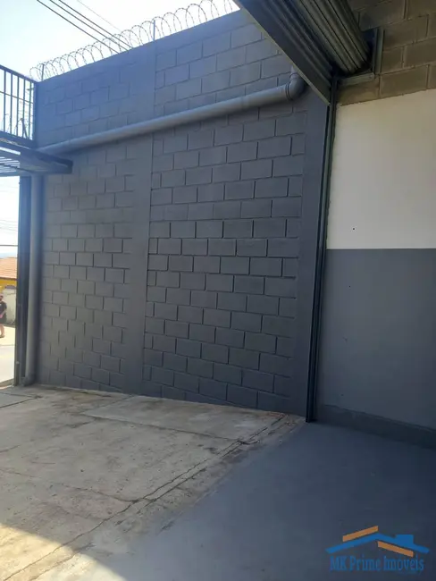 Armazém / Galpão à venda, 225m2 em Jardim Santo Estêvão, Carapicuiba - SP - imagem 9 Foto 9 de Armazém / Galpão à venda, 225m2 em Jardim Santo Estêvão, Carapicuiba - SP