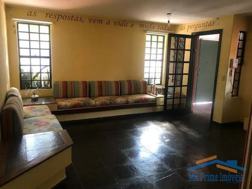 Sobrado com 4 quartos à venda, 350m2 em Vila Madalena, São Paulo - SP - imagem 3 Foto 3 de Sobrado com 4 quartos à venda, 350m2 em Vila Madalena, São Paulo - SP