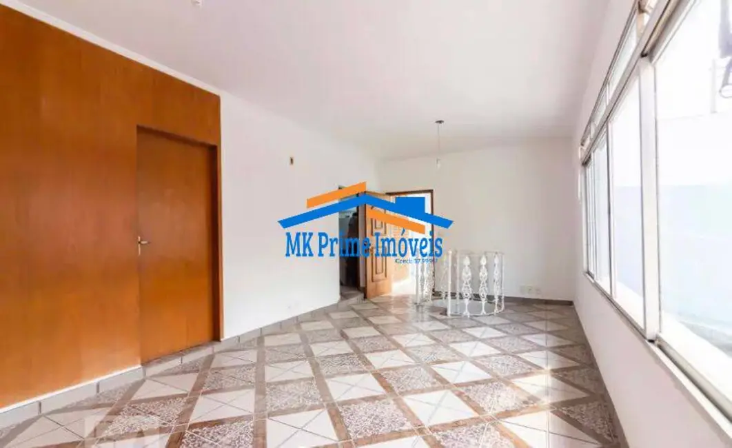 Casa com 3 quartos à venda e para alugar, 330m2 em Vila Campesina, Osasco - SP - imagem 6 Foto 6 de Casa com 3 quartos à venda e para alugar, 330m2 em Vila Campesina, Osasco - SP