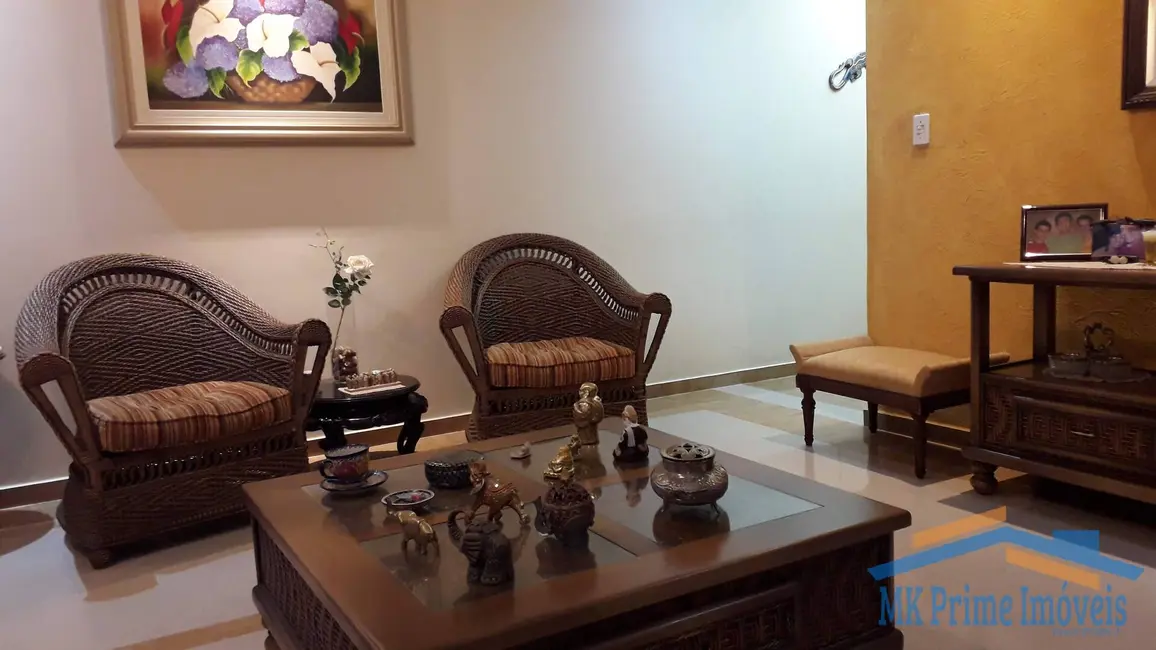 Sobrado com 4 quartos à venda, 550m2 em Jardim Regina, São Paulo - SP - imagem 8 Foto 8 de Sobrado com 4 quartos à venda, 550m2 em Jardim Regina, São Paulo - SP