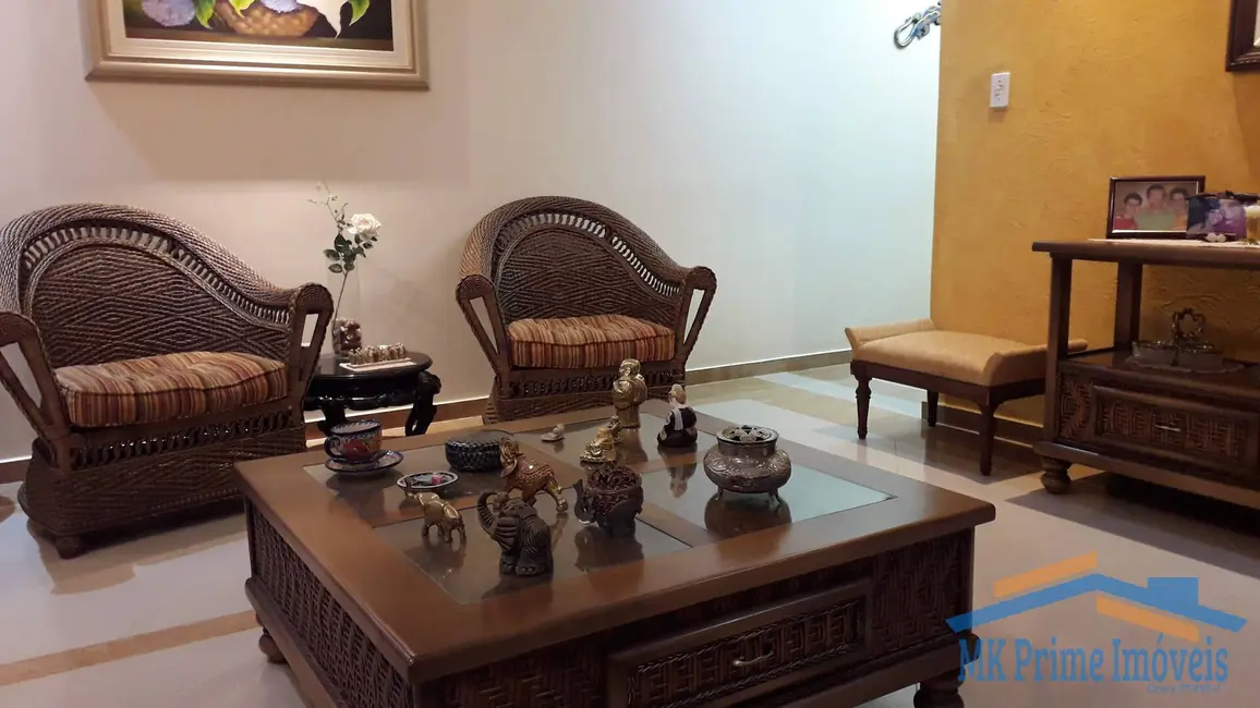 Sobrado com 4 quartos à venda, 550m2 em Jardim Regina, São Paulo - SP - imagem 9 Foto 9 de Sobrado com 4 quartos à venda, 550m2 em Jardim Regina, São Paulo - SP