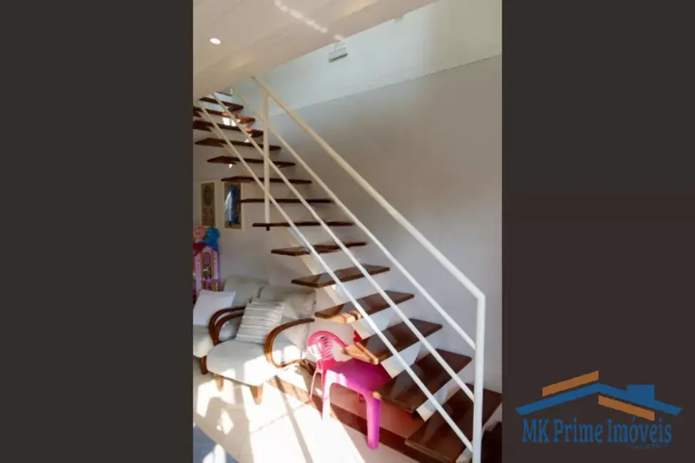 Sobrado com 3 quartos à venda, 190m2 em Vila Osasco, Osasco - SP - imagem 6 Foto 6 de Sobrado com 3 quartos à venda, 190m2 em Vila Osasco, Osasco - SP