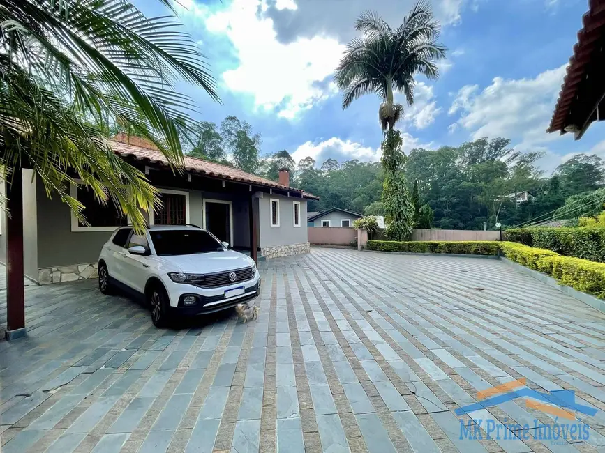 Foto 2 de Casa de Condomínio com 3 quartos para alugar, 321m2 em Chácara dos Lagos, Carapicuiba - SP