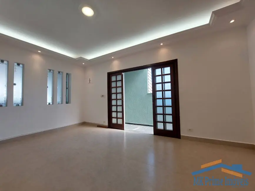 Foto 2 de Sobrado com 2 quartos à venda, 218m2 em Cipava, Osasco - SP
