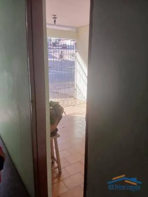 Sobrado com 5 quartos à venda, 186m2 em Cidade das Flores, Osasco - SP - imagem 5 Foto 5 de Sobrado com 5 quartos à venda, 186m2 em Cidade das Flores, Osasco - SP