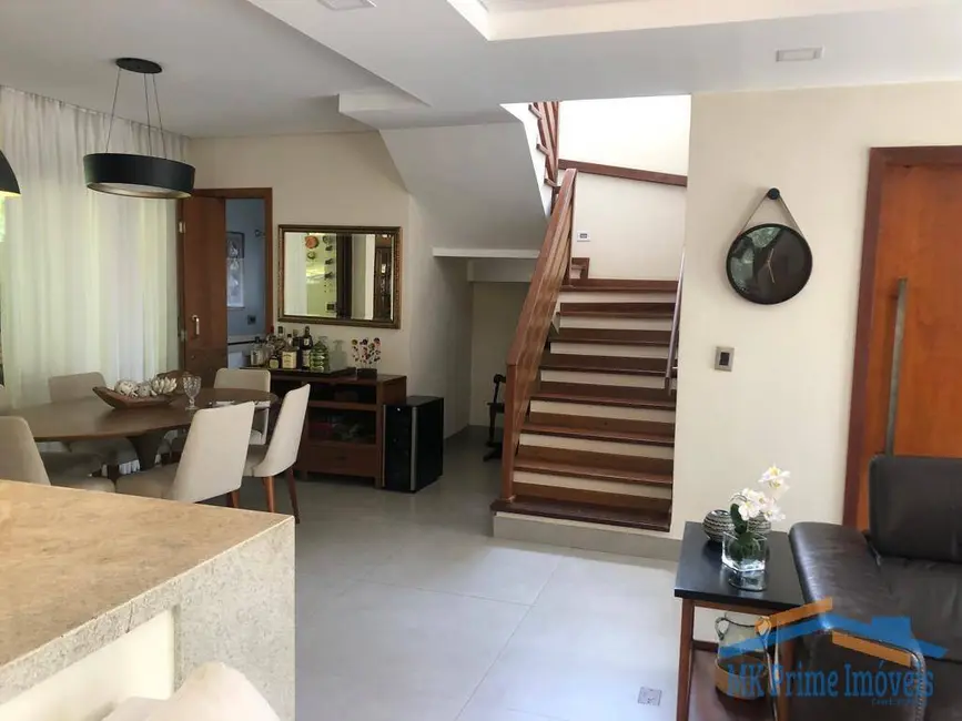 Foto 5 de Casa de Condomínio com 3 quartos à venda, 225m2 em Chácara dos Junqueiras, Carapicuiba - SP