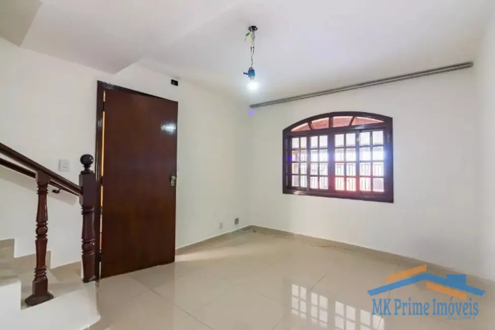 Sobrado com 2 quartos à venda, 120m2 em Cidade das Flores, Osasco - SP - imagem 5 Foto 5 de Sobrado com 2 quartos à venda, 120m2 em Cidade das Flores, Osasco - SP