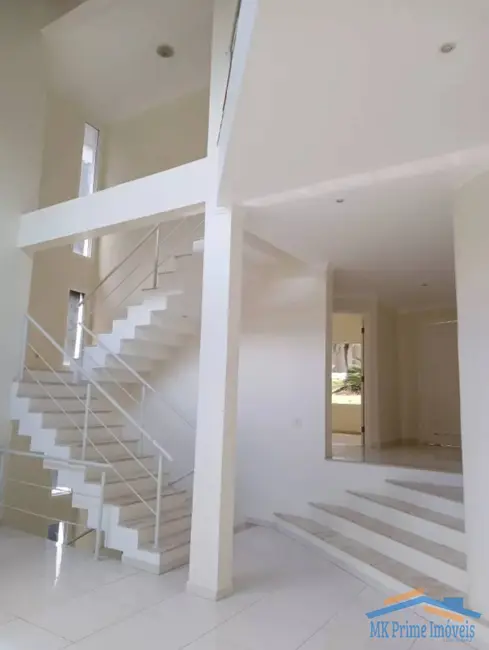 Foto 2 de Casa de Condomínio com 3 quartos à venda, 330m2 em Tarumã, Santana De Parnaiba - SP