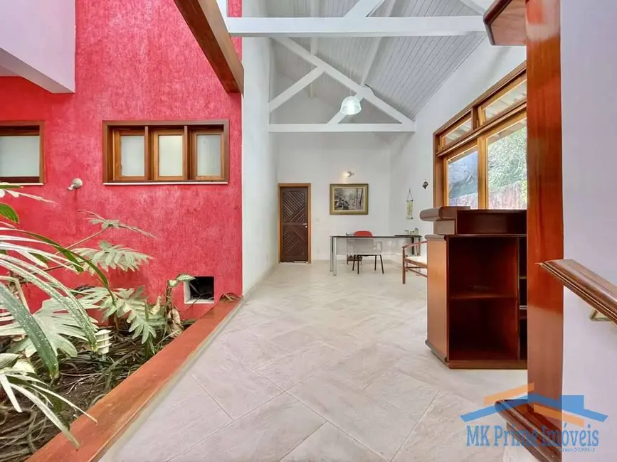 Casa de Condomínio com 5 quartos à venda, 446m2 em Águas da Fazendinha, Carapicuiba - SP - imagem 7 Foto 7 de Casa de Condomínio com 5 quartos à venda, 446m2 em Águas da Fazendinha, Carapicuiba - SP