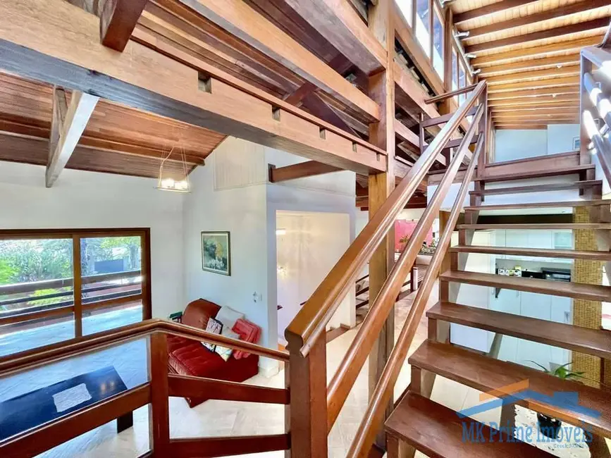 Casa de Condomínio com 5 quartos à venda, 446m2 em Águas da Fazendinha, Carapicuiba - SP - imagem 9 Foto 9 de Casa de Condomínio com 5 quartos à venda, 446m2 em Águas da Fazendinha, Carapicuiba - SP
