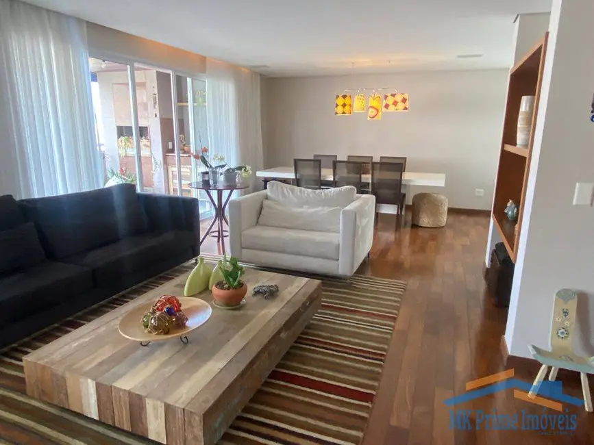 Apartamento com 3 quartos à venda, 200m2 em Indianópolis, São Paulo - SP - imagem 9 Foto 9 de Apartamento com 3 quartos à venda, 200m2 em Indianópolis, São Paulo - SP