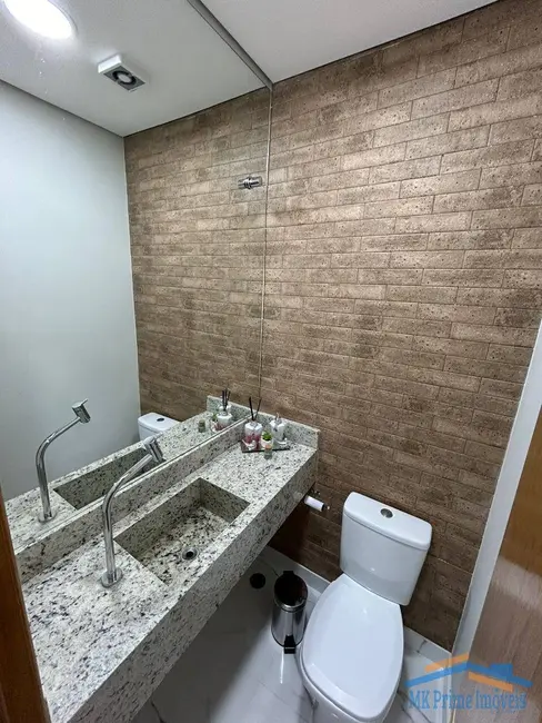 Sobrado com 3 quartos à venda, 208m2 em Bela Vista, Osasco - SP - imagem 6 Foto 6 de Sobrado com 3 quartos à venda, 208m2 em Bela Vista, Osasco - SP