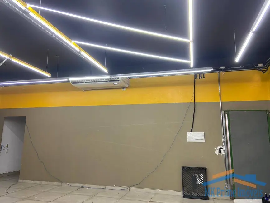 Sala Comercial para alugar, 328m2 em Jardim Roberto, Osasco - SP - imagem 4 Foto 4 de Sala Comercial para alugar, 328m2 em Jardim Roberto, Osasco - SP