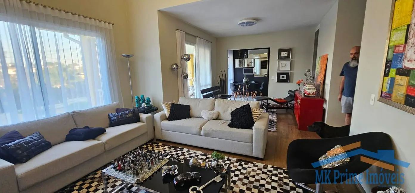 Foto 2 de Casa de Condomínio com 4 quartos à venda, 293m2 em Bosque do Vianna, Cotia - SP