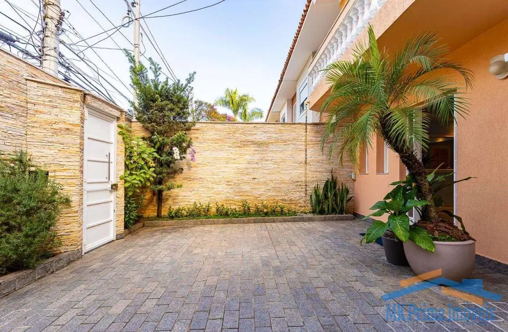 Sobrado com 3 quartos à venda, 220m2 em Jardim Paulistano, São Paulo - SP - imagem 8 Foto 8 de Sobrado com 3 quartos à venda, 220m2 em Jardim Paulistano, São Paulo - SP