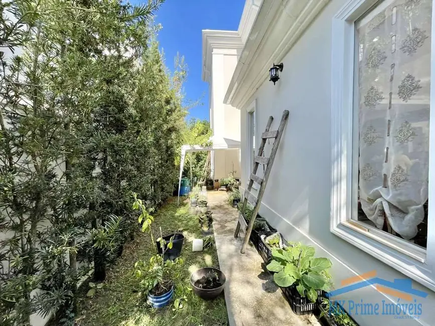 Foto 2 de Casa de Condomínio com 4 quartos à venda, 268m2 em Pitas, Cotia - SP