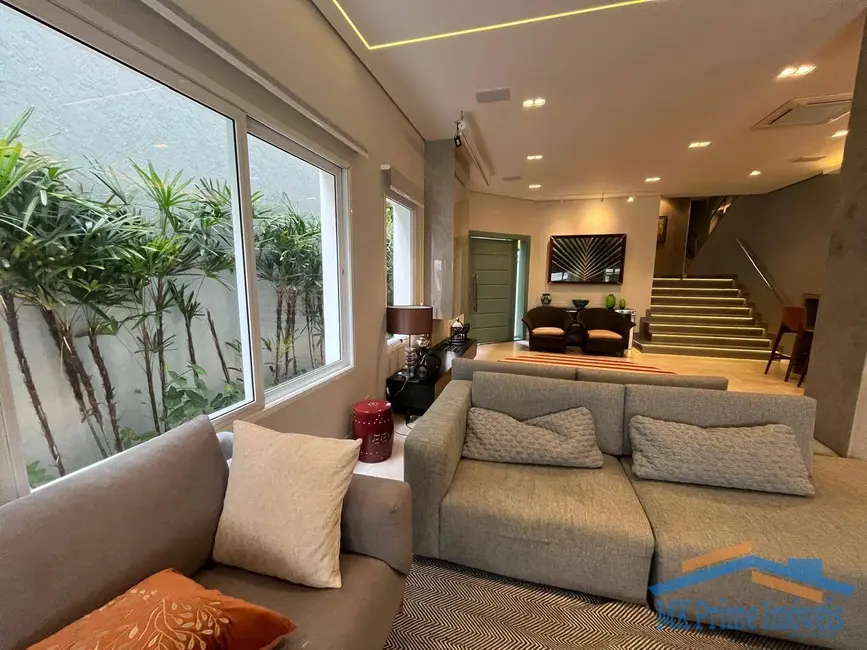 Casa de Condomínio com 5 quartos à venda, 599m2 em Osasco - SP - imagem 7 Foto 7 de Casa de Condomínio com 5 quartos à venda, 599m2 em Osasco - SP