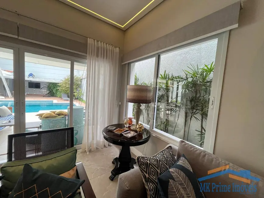 Casa de Condomínio com 5 quartos à venda, 599m2 em Osasco - SP - imagem 8 Foto 8 de Casa de Condomínio com 5 quartos à venda, 599m2 em Osasco - SP