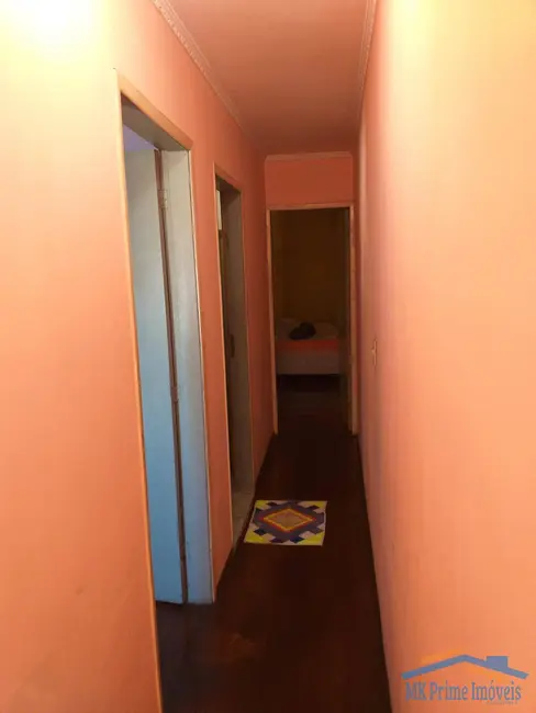 Sobrado com 3 quartos à venda, 229m2 em Jaguaribe, Osasco - SP - imagem 7 Foto 7 de Sobrado com 3 quartos à venda, 229m2 em Jaguaribe, Osasco - SP