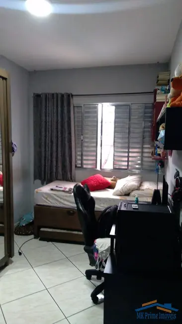 Sobrado com 3 quartos à venda, 128m2 em Bonfim, Osasco - SP - imagem 5 Foto 5 de Sobrado com 3 quartos à venda, 128m2 em Bonfim, Osasco - SP