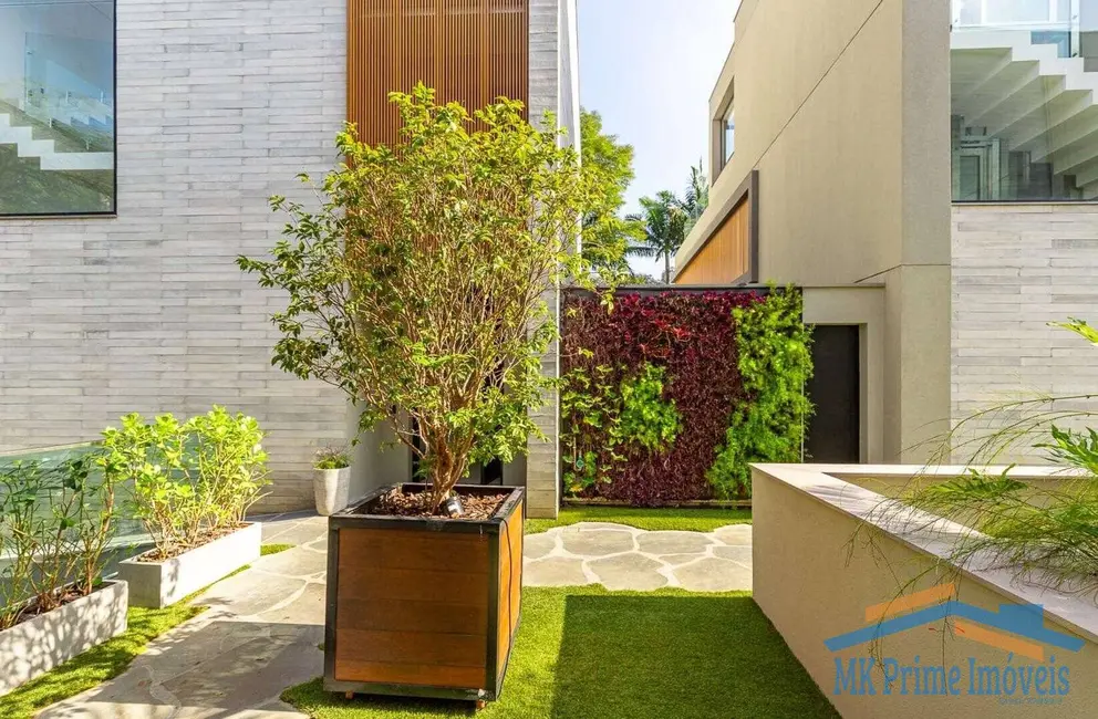 Casa de Condomínio com 3 quartos à venda, 869m2 em Brooklin Paulista, São Paulo - SP - imagem 4 Foto 4 de Casa de Condomínio com 3 quartos à venda, 869m2 em Brooklin Paulista, São Paulo - SP