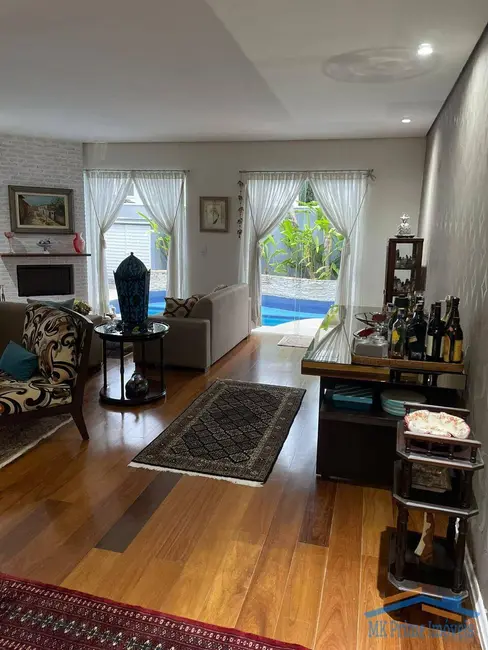 Foto 2 de Casa de Condomínio com 3 quartos à venda, 360m2 em Alphaville, Santana De Parnaiba - SP