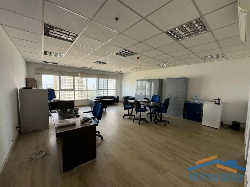 Foto 3 de Sala Comercial à venda, 53m2 em Sítio Tamboré Alphaville, Barueri - SP