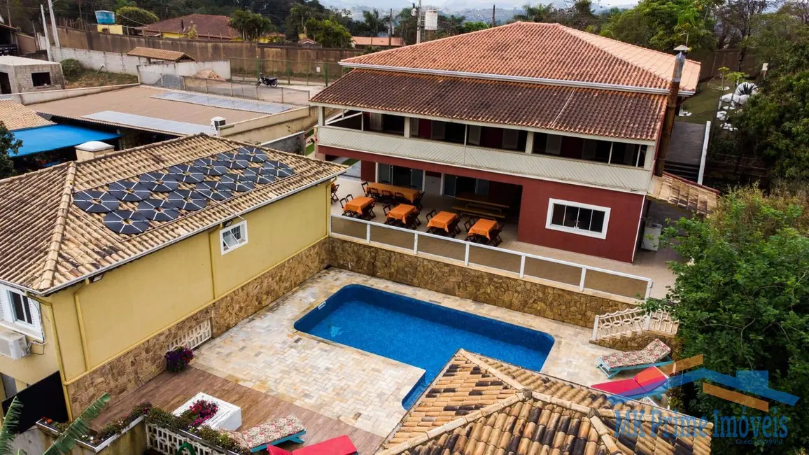 Foto 3 de Chácara com 7 quartos à venda, 440m2 em Aracariguama - SP