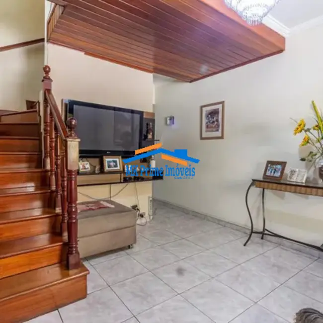 Foto 1 de Sobrado com 5 quartos à venda, 249m2 em Cidade das Flores, Osasco - SP